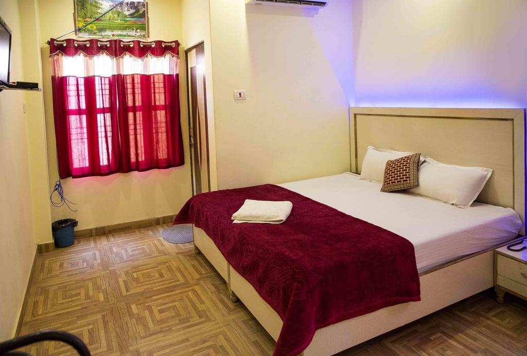 Assi River Guest House バラナシ エクステリア 写真