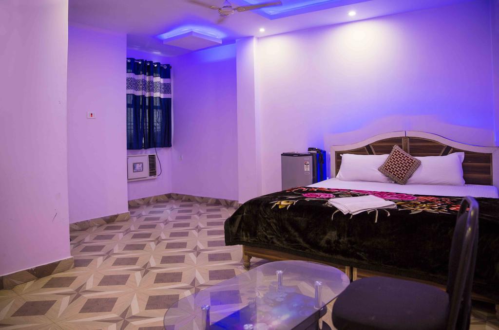 Assi River Guest House バラナシ エクステリア 写真