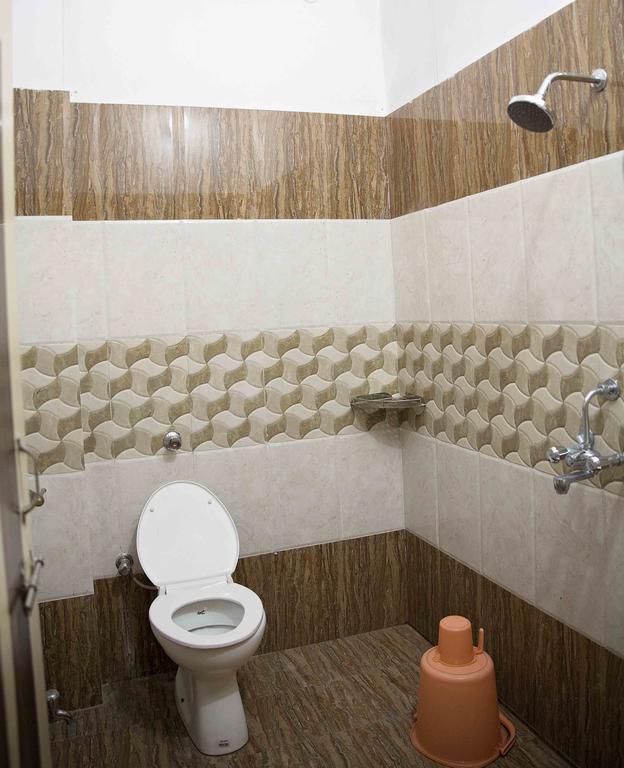 Assi River Guest House バラナシ エクステリア 写真