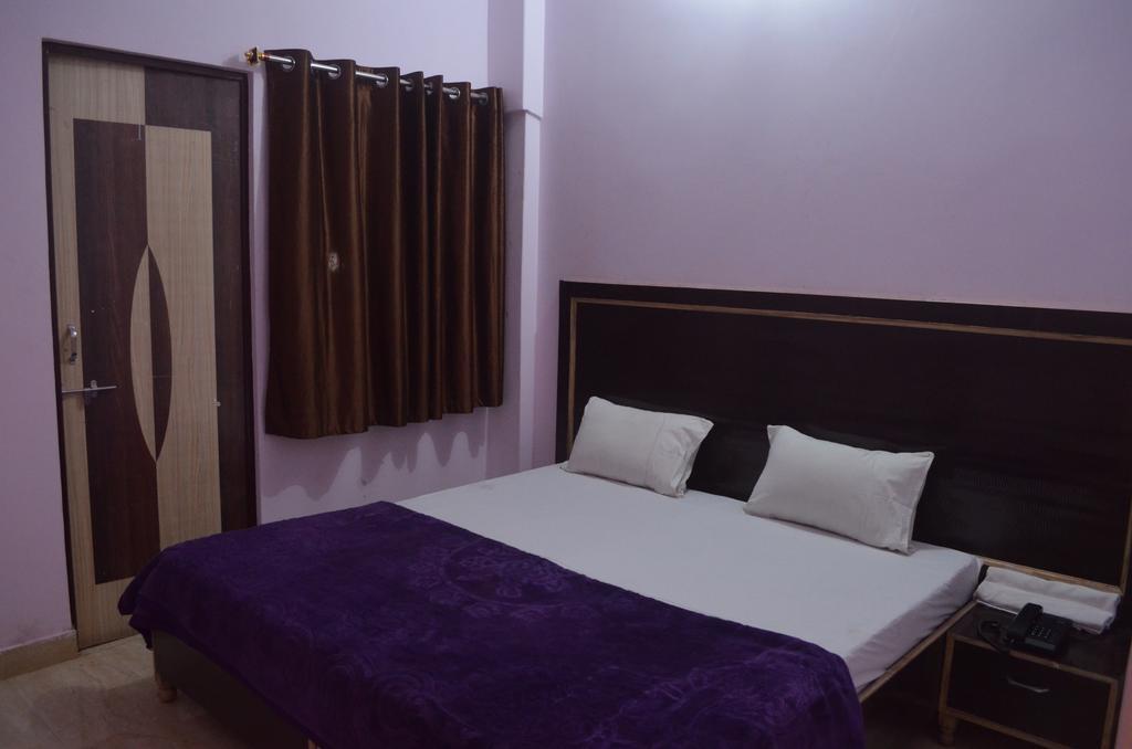 Assi River Guest House バラナシ 部屋 写真