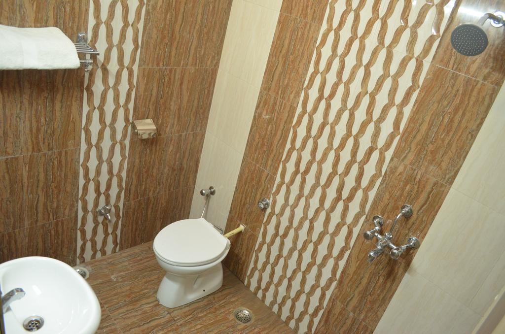 Assi River Guest House バラナシ エクステリア 写真