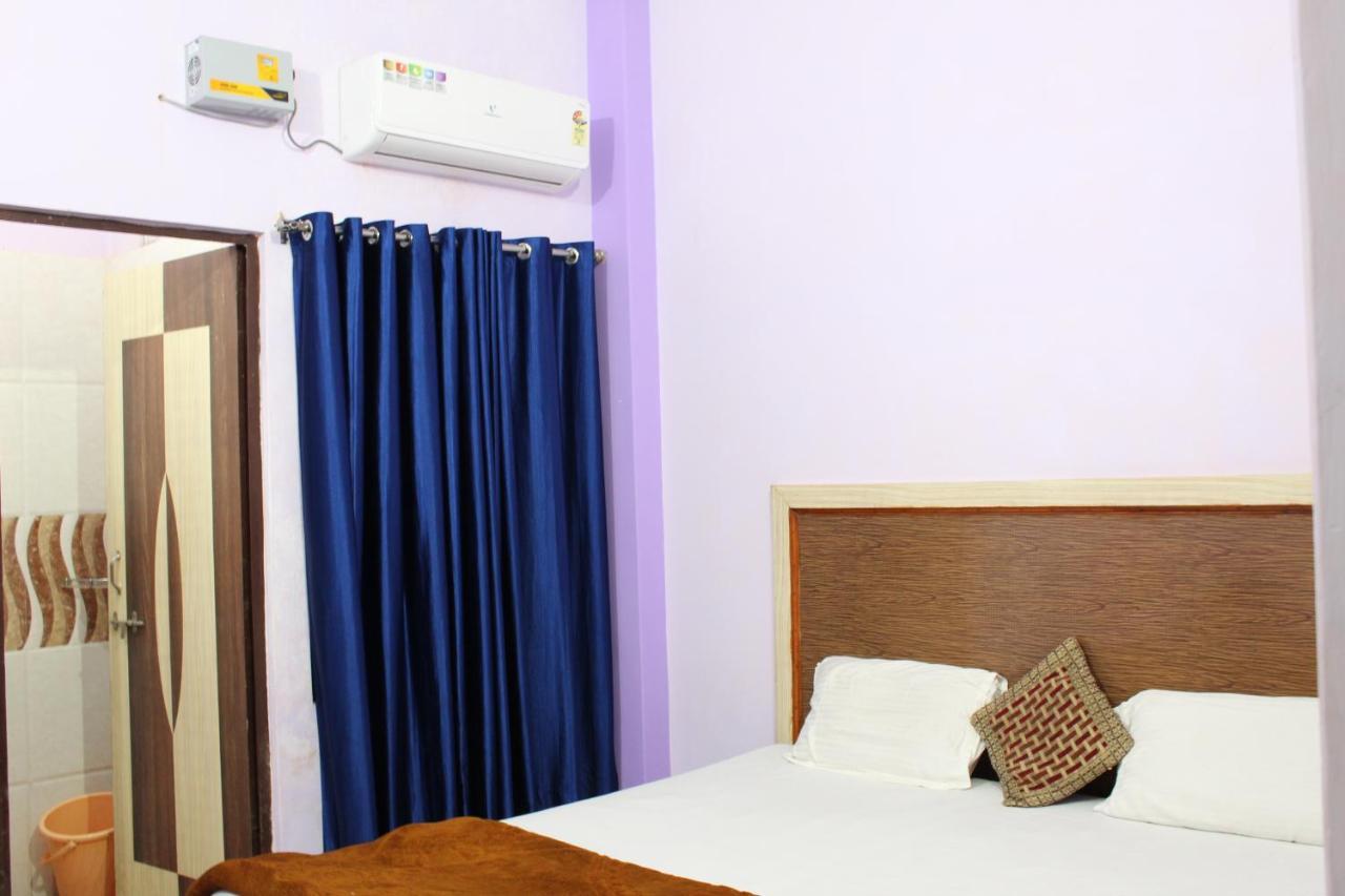 Assi River Guest House バラナシ エクステリア 写真