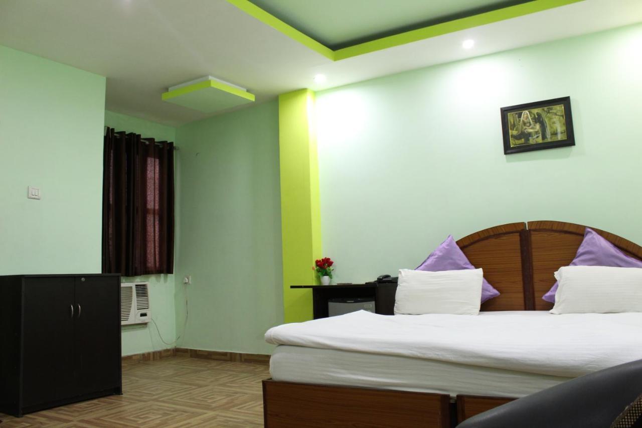 Assi River Guest House バラナシ エクステリア 写真