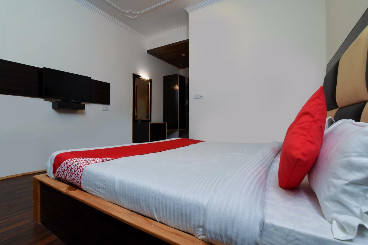Assi River Guest House バラナシ エクステリア 写真