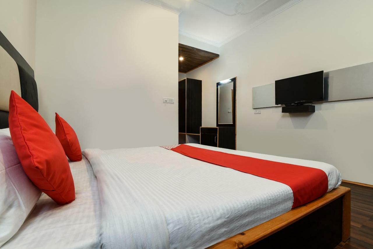 Assi River Guest House バラナシ エクステリア 写真